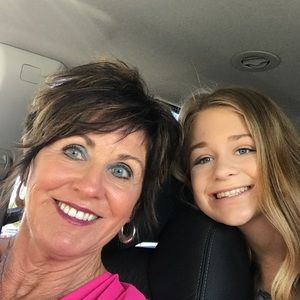 Meet your Posher, Cindy